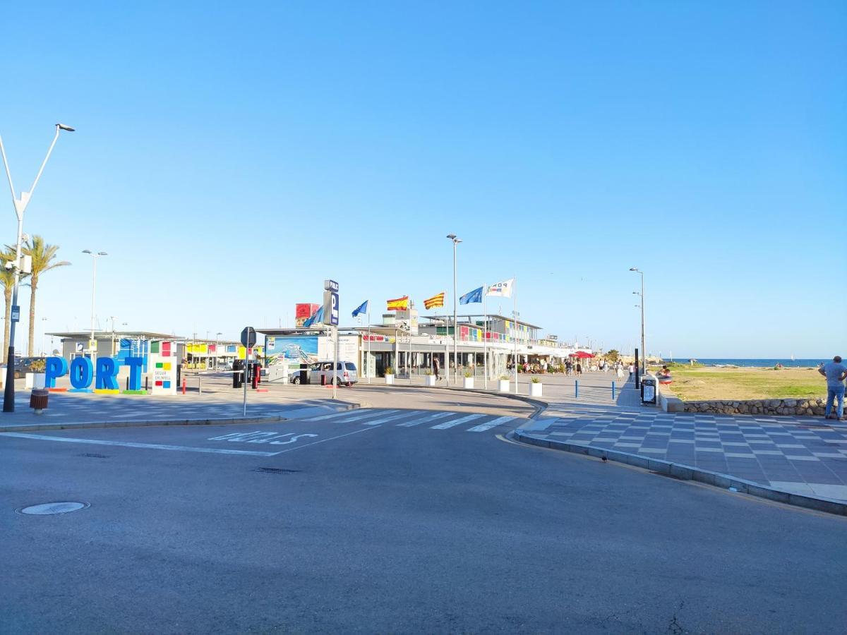 Desvalls Calafell Buitenkant foto